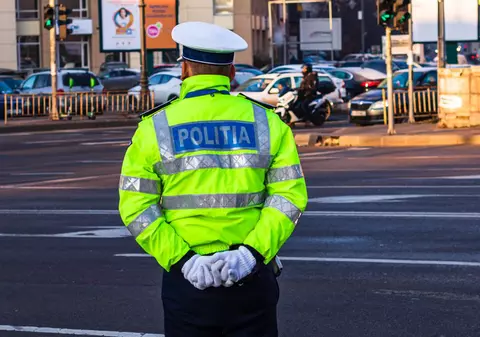 Peste 24.000 de angajaţi ai MAI, la serviciu de Paştele Catolic şi Florii. Peste un milion de credincioşi, aşteptaţi la manifestări religioase