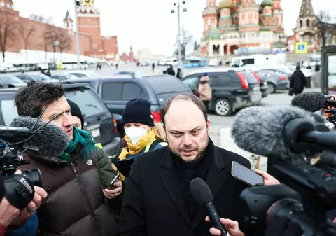 Opozant rus, arestat pentru răspândirea de „informații false”, după ce a criticat invazia rusă din Ucraina