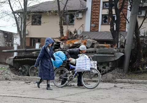 Biserica Ortodoxă Ucraineană vrea să evacueze civilii din uzina Azovstal printr-o procesiune religioasă