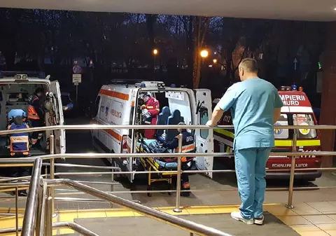 Părinții unui copil de 1 an și 8 luni din Satu Mare, suspectați că și-au omorât în bătaie copilul. Medicii au alertat poliția