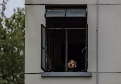 „Am intrat într-o gaură neagră”. Un locuitor din Shanghai descrie efectele măsurilor draconice impuse de autorități