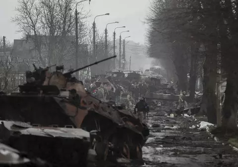 O primăriță din Ucraina, soțul și fiul ei, răpiți și uciși de soldații ruși. Unde au fost găsite trupurile lor