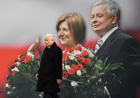 Jaroslaw Kaczynski spune că accidentul aviatic în care a murit fratele său geamăn, fostul președinte al Poloniei, a fost un „atentat” rus