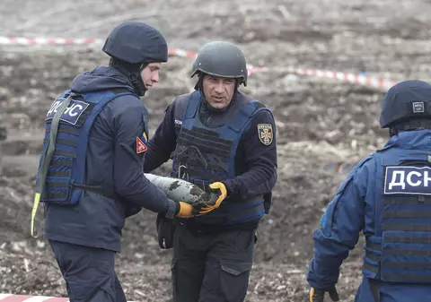 Serviciul de urgență ucrainean: Deminarea Ucrainei, după invazia rusă, ar putea dura între 5 și 10 ani