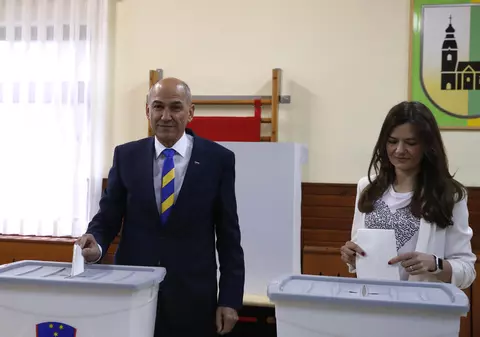 Alegeri legislative în Slovenia. Partidul candidatului liberal pe primul loc, cu mult înaintea premierului naționalist de dreapta