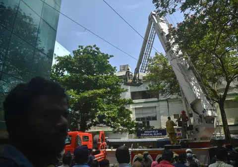 Cel puțin 11 persoane au murit electrocutate în timpul unei procesiuni la un templu din India