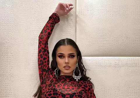 Care este complexul fizic al artistei Theo Rose și ce decize radicală a luat. „Nu pot să stau dărâmată”