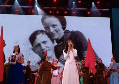 Cum au ajuns tâlharii americani Bonnie și Clyde „eroi” ruși uciși în Al Doilea Război Mondial
