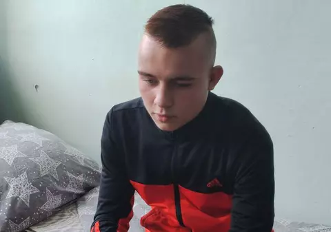 Un copil ucrainean de 14 ani, rănit în bombardamentele din regiunea Donetk, a fugit din spital: „Mi s-a făcut dor de frații mei”. Unde a fost găsit
