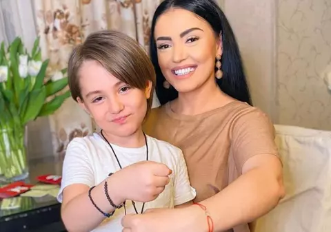 David, fiul Andreei Mantea, își face debutul în actorie: „Am un rol haios”. În ce serial de la Kanal D va juca