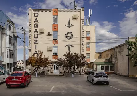 Cursuri gratuite de limbă română pentru găgăuzii din Republica Moldova. Cererea depășește oferta: „Număr-record de înscrieri”