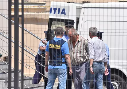 Culisele procesului Caracal în care Gheorghe Dincă este judecat „în secret” pentru uciderea Alexandrei și Luizei. „Ia vezi ce declari, că-ţi iau gâtul”