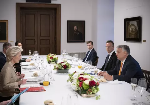 Ungaria continuă să blocheze propunerea UE privind embargoul asupra petrolului rusesc: „Ne-ar ruina”