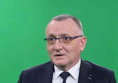 Schimbări importante pentru profesorii debutanți: An de stagiatură cu jumătate de normă și examen de licențiere