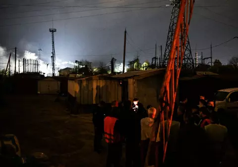 Război în Ucraina, ziua 70 | Bombardamente în cinci orașe. Rușii au intrat în uzina Azovstal, susține un parlamentar ucrainean