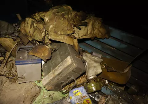 Descoperirea făcută de ruși într-o dubă din subsolurile uzinei de la Azovstal: „Erau patru mine plasate acolo”
