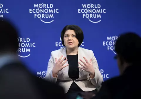 Bloomberg: Republica Moldova se teme că va fi uitată de UE, în vreme ce Ucraina face propriile eforturi pentru aderare