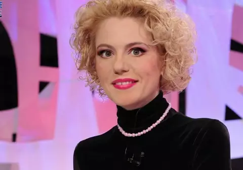 Raluca Moianu nu-și caută iubit, la patru ani de când a rămas văduvă. „Am o viaţă destul de plină, nu mă plâng de singurătate”