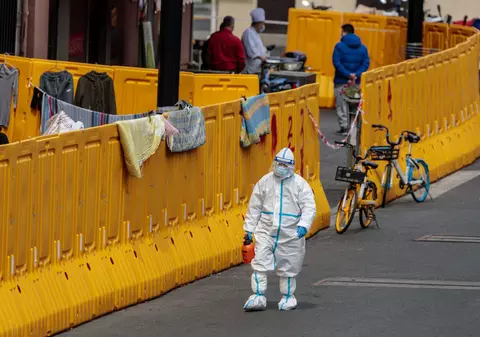 Locuitorii din Shanghai nu cred că viața lor va reveni la normal, după ce autoritățile au anunțat că au epidemia sub control: „Mă puteți păcăli, dar nu de prea multe ori”