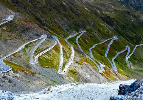 Care sunt cele mai spectaculoase șosele din Europa