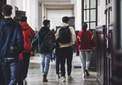 Târguri dedicate elevilor, cafenele de discuții pentru părinți și workshopuri pentru profesori, la festivalul de educație din Timișoara