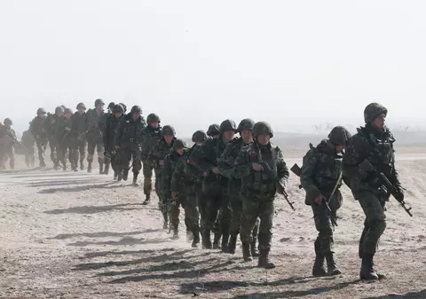 Dintr-o forță ruinată, armata ucraineană s-a transformat într-o putere redutabilă, care face față Rusiei în război. Lecția primei invazii din 2014 a fost decisivă