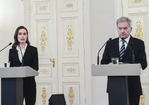 Finlanda a decis să adere la NATO, anunță președintele și premierul țării nordice. Care sunt următorii pași după acest moment istoric