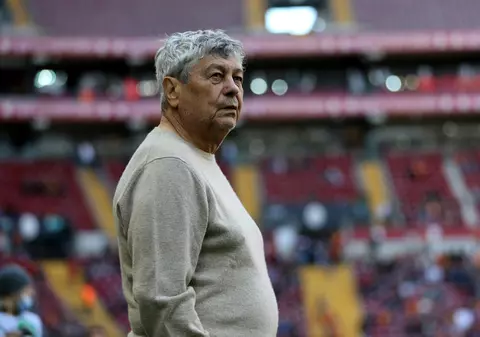 Mircea Lucescu va primi titlul de Doctor Honoris Causa din partea UCB