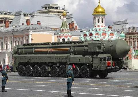 Șef al Comisiei de Apărare din Duma de Stat rusă: „SUA fac totul pentru a începe Al Treilea Război Mondial”. Ce spune despre un atac nuclear