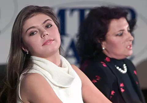 „Rețeaua lui Putin”. Amanta, fosta soție și mai multe rude ale liderului de la Kremlin, pe lista de sancțiuni dictate de Marea Britanie