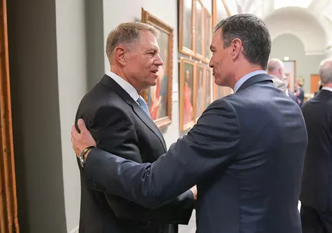 Imagini cu președintele Klaus Iohannis de la Muzeul Prado din Madrid, înainte de cina liderilor NATO. Piesa de rezistență a meniului