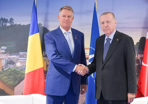 Klaus Iohannis s-a întâlnit cu Erdogan la Madrid. Despre ce au discutat cei doi șefi de stat