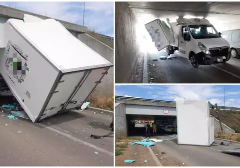 O dubă a rămas blocată sub un pasaj de pe autostradă. „Marfar cabrio încă nu am văzut”