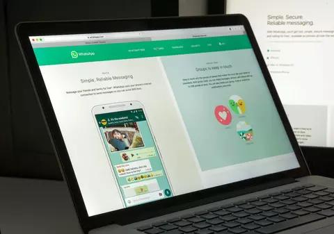 Cum folosești WhatsApp pe mai multe dispozitive fără ca telefonul să fie conectat la internet