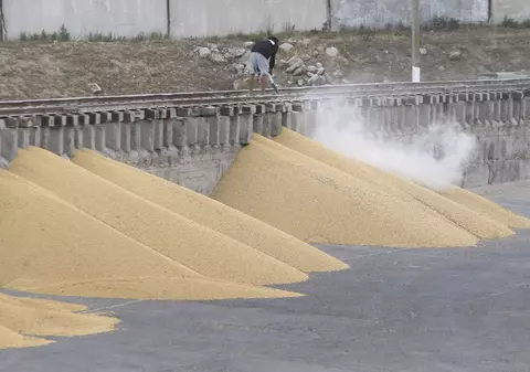 Marina rusă are ordin să blocheze complet porturile ucrainene la Marea Neagră pentru a bloca exporturile de cereale