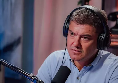 Cristian Boureanu spune că a fost înșelat de prima soție cu nașul lor de cununie. Chiar de la el a aflat: „Vorbesc cu ea acum”