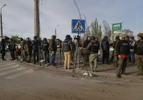 Doi jurnalişti ai Reuters, răniți în urma unui atac în Ucraina. Șoferul lor a fost ucis