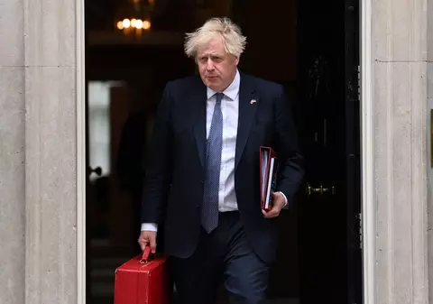 Zi decisivă pentru Boris Johnson. Premierul britanic se confruntă azi cu o moțiune de cenzură