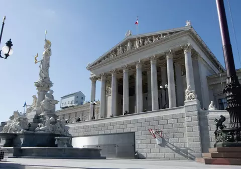 Austria nu poate reduce alocațiile pentru copiii imigranților, a stabilit CJUE