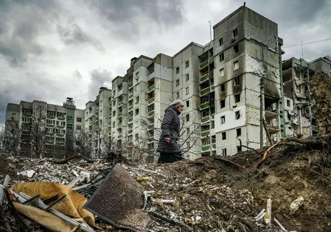 LIVETEXT Război în Ucraina, ziua 110 | Toate podurile către Severodonețk, distruse. „Avem de-a face cu Răul absolut”, spune Zelenski