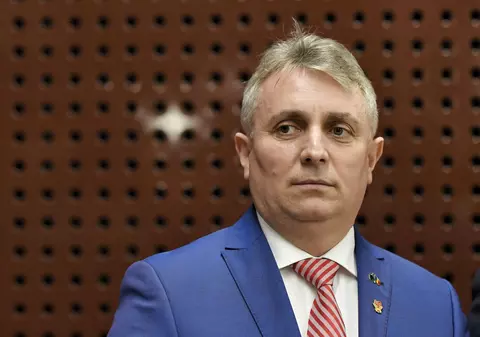 Niște glume de reacții, o glumă de țară. Și tot glumind așa, România se umple de droguri