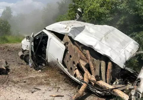 Locuitori din regiunea Kiev, aruncați în aer de o mină neexplodată rămasă în pădure