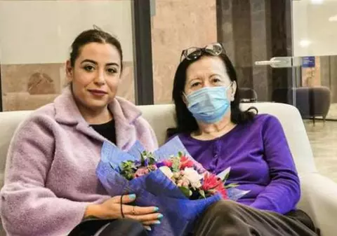 Oana Roman a mers în vizită la mama ei, care stă într-un centru de recuperare. Ce a observat la fața Mioarei