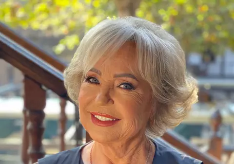 Mioara Velicu, despre intervențiile estetice: „Nu vreau să fiu din față liceu și din spate muzeu”