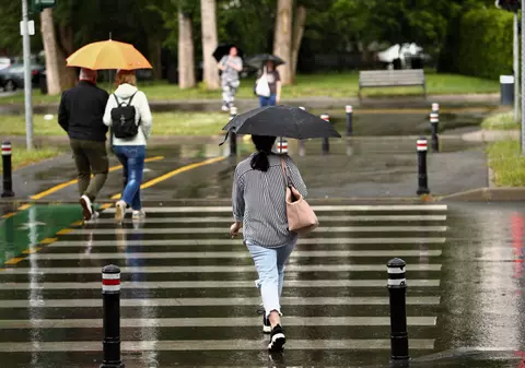 Avertizările meteo, prelungite de meteorologi. Zonele vizate acum de cod portocaliu de vijelii