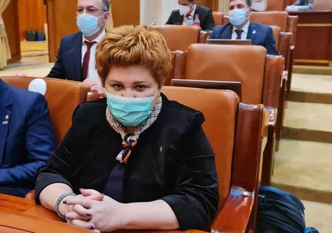 Un deputat USR trece la PNL: „Nu pot rămâne într-un partid fără strategie și fără viziune”