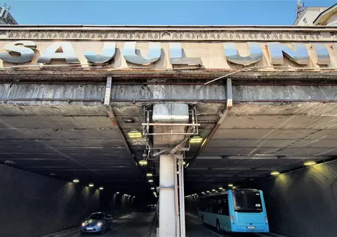Primul pasaj rutier din țara noastră cu semnal GSM și sistem de ventilație pentru extragerea noxelor. Pasajul Unirii se închide duminică pentru lucrări de consolidare și punere în siguranță