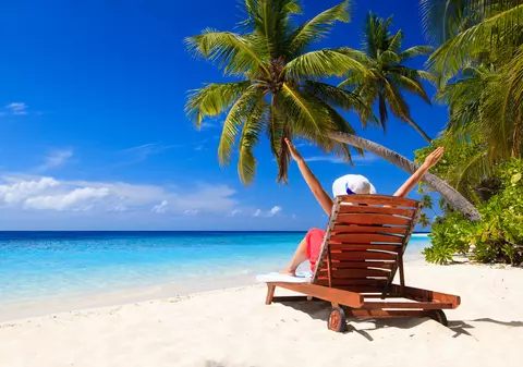 Cinci plaje de poveste. Destinația perfectă pentru o vară fierbinte, cu nisip fin și apă cristalină, locul ideal pentru sute de like-uri