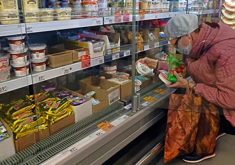 Sancțiunile occidentale încep să se vadă în Rusia. Cumpărătorii au opțiuni tot mai reduse pe rafturile magazinelor