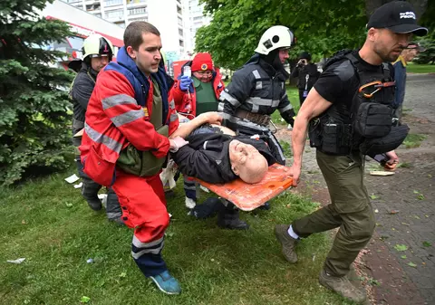 Berlinul promite Ucrainei și ajutor medical, nu doar militar. 200 de doctori germani vor trata persoanele rănite și bolnave